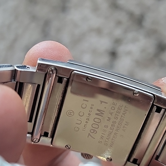 Gucci Watch - Picture 2 of 3